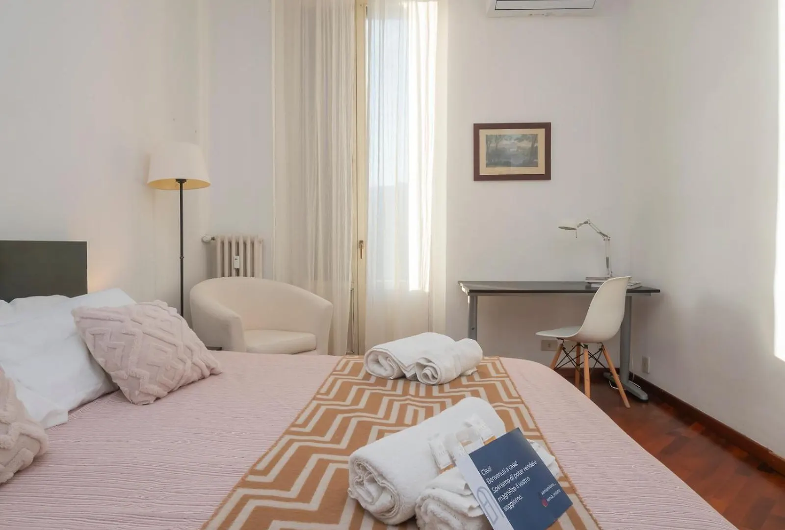 Xenia Apartments - Luxury Suite In The Centre Of Milan