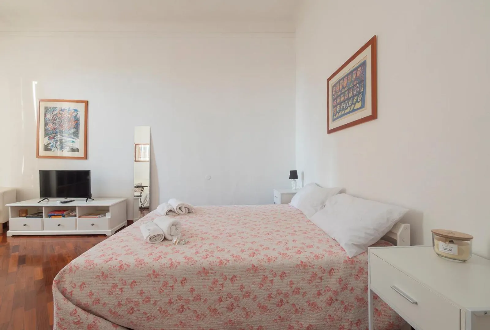 Xenia Apartments - Luxury Suite In The Centre Of Milan